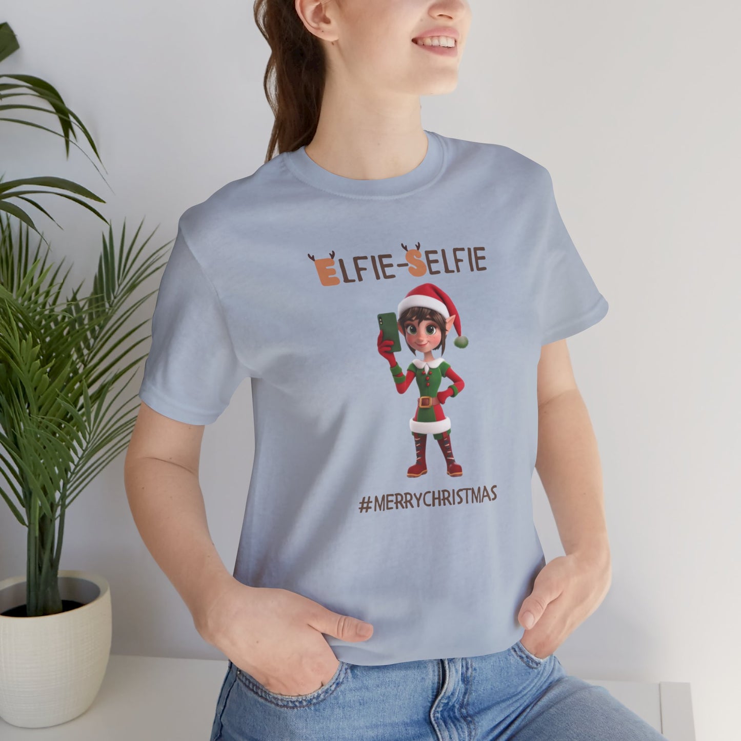 Elfie Selfie - Christmas T-shirt