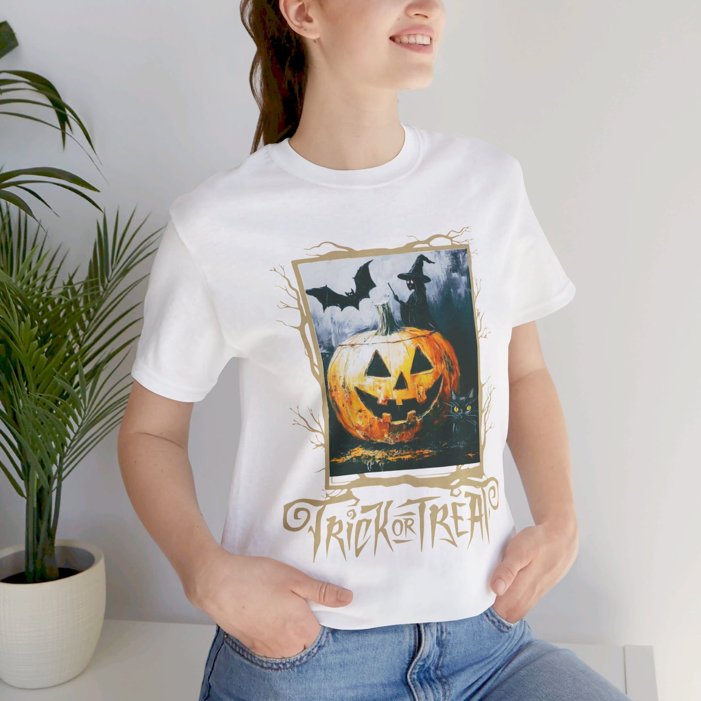 Trick or Treat yo'self to a Jack-o-Lantern Halloween T-shirt