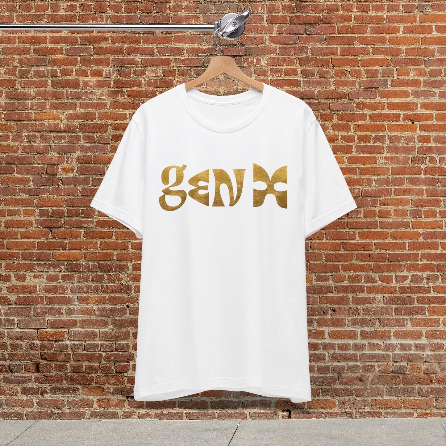 Gen X - Groovy Gold Design T-shirt