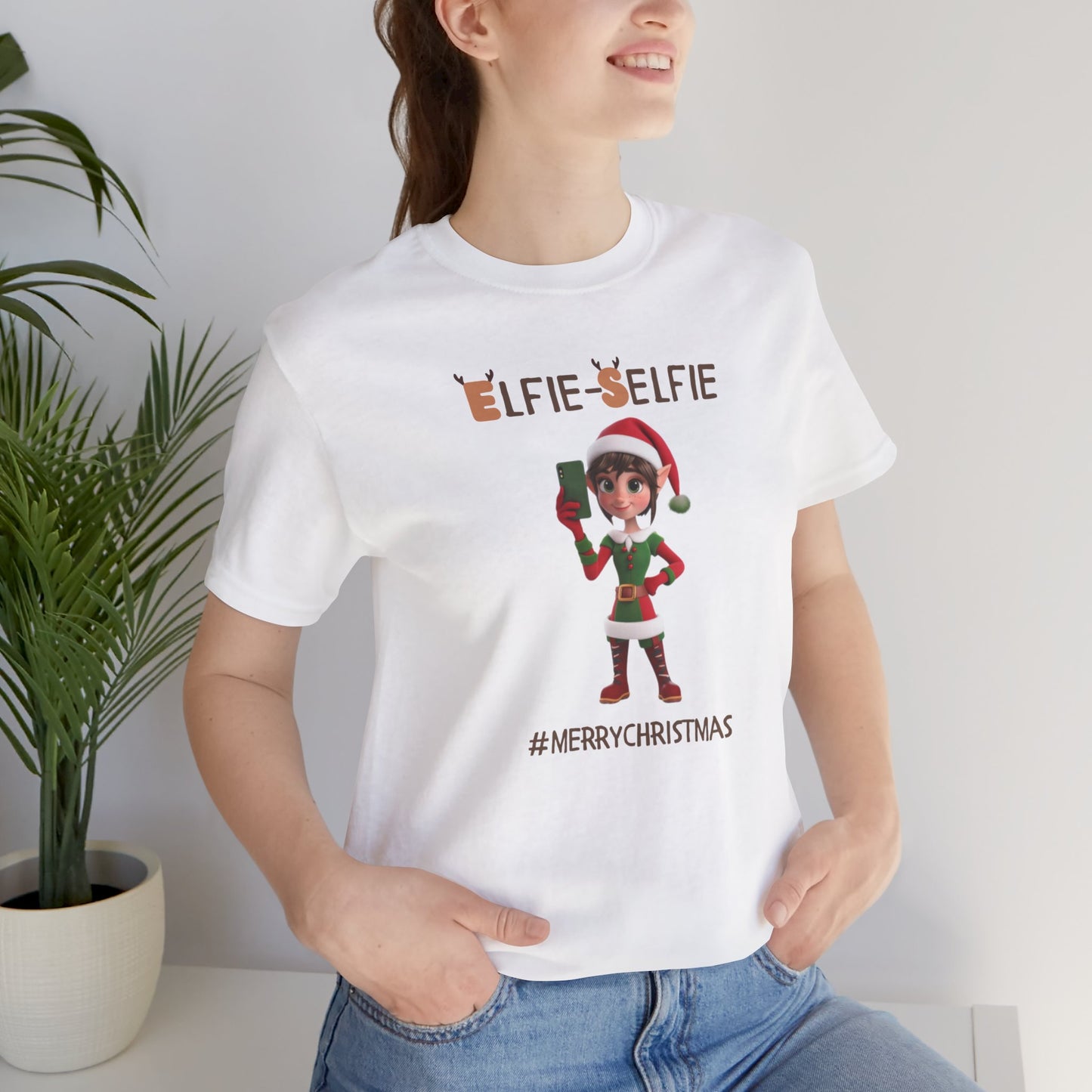 Elfie Selfie - Christmas T-shirt