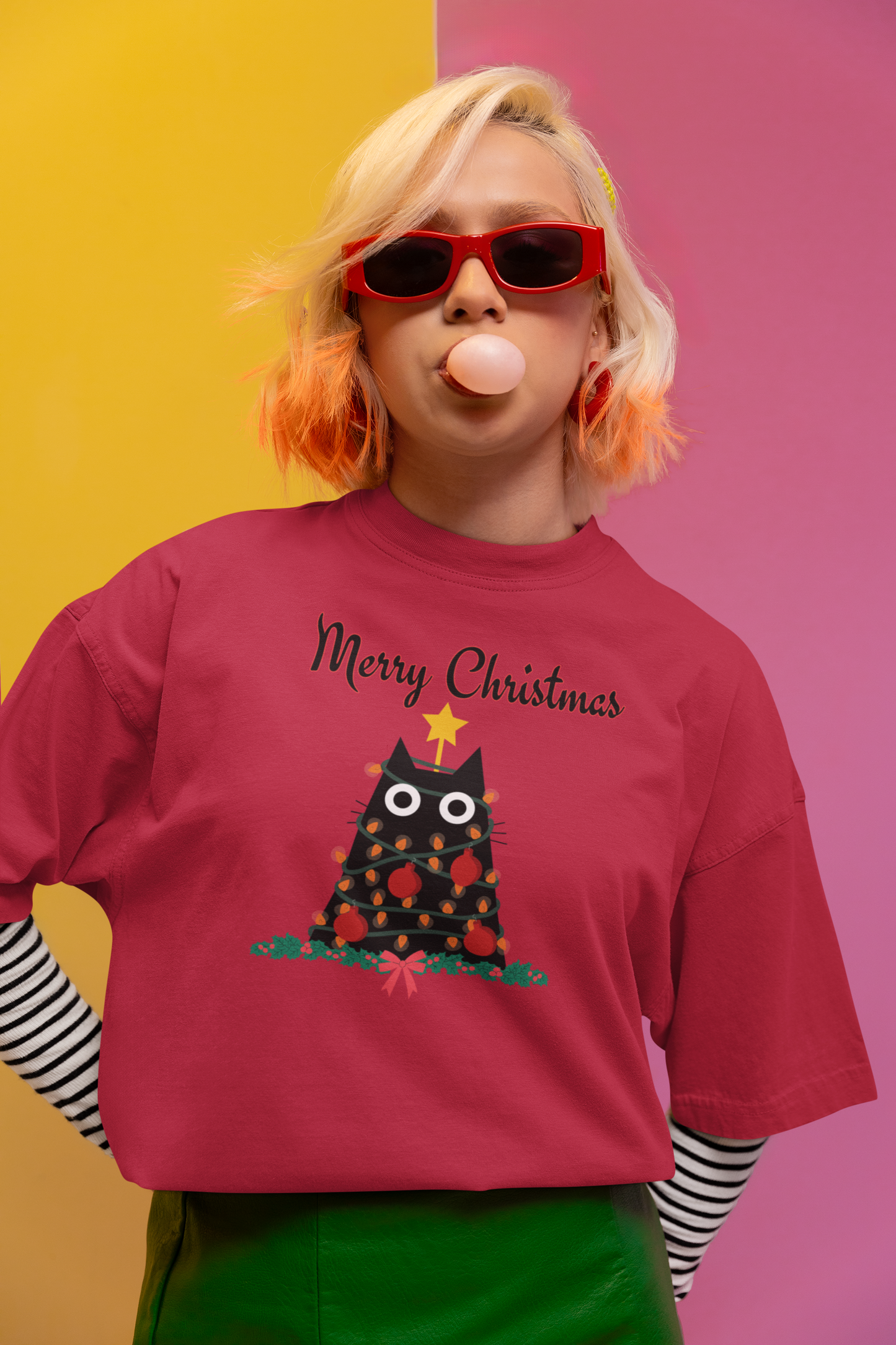 Christmas Tree Kitty - Christmas T-shirt