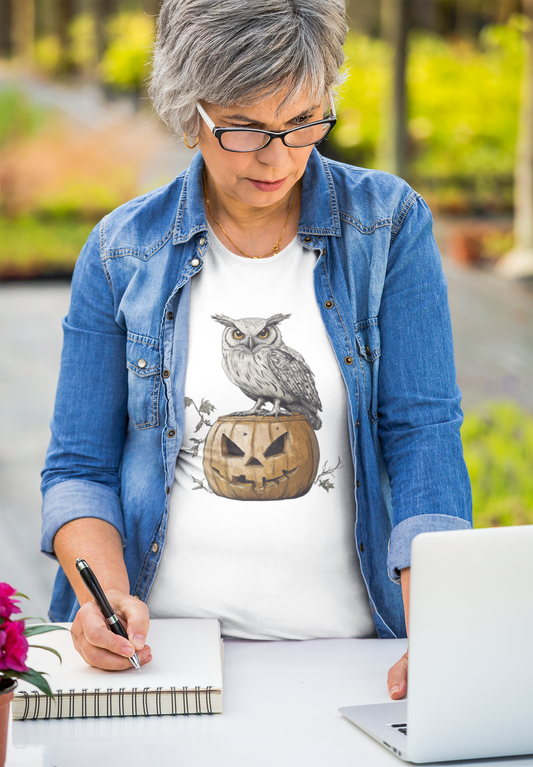 Whoo Loves Owls and Halloween? T-Shirt